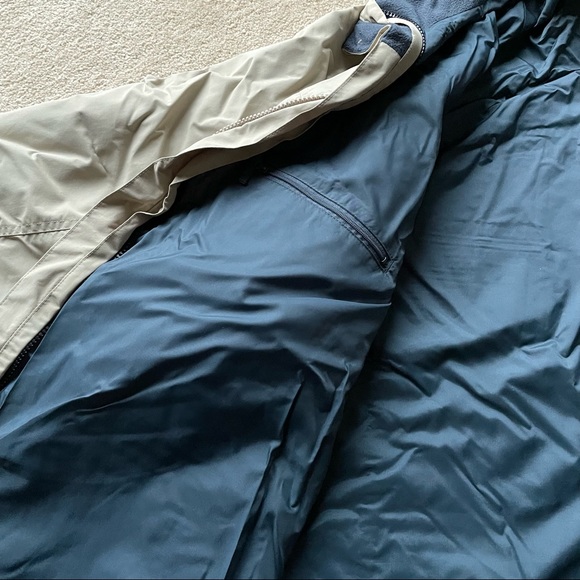 Vintage Lands’ End zippered windbreaker - Picture 7 of 9